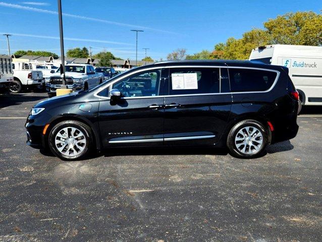 used 2023 Chrysler Pacifica Hybrid car, priced at $39,987