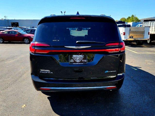 used 2023 Chrysler Pacifica Hybrid car, priced at $39,987