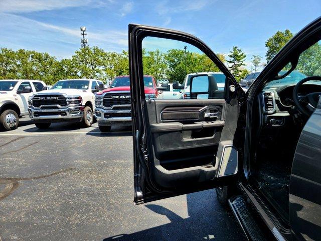 new 2025 Ram 3500 car, priced at $91,165
