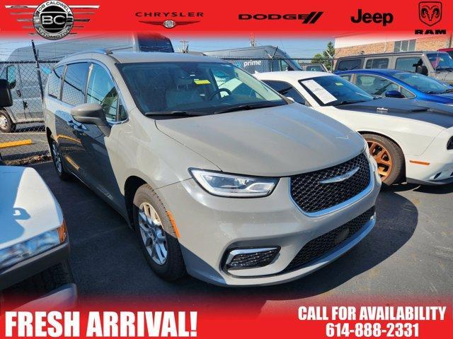 used 2021 Chrysler Pacifica car, priced at $26,575