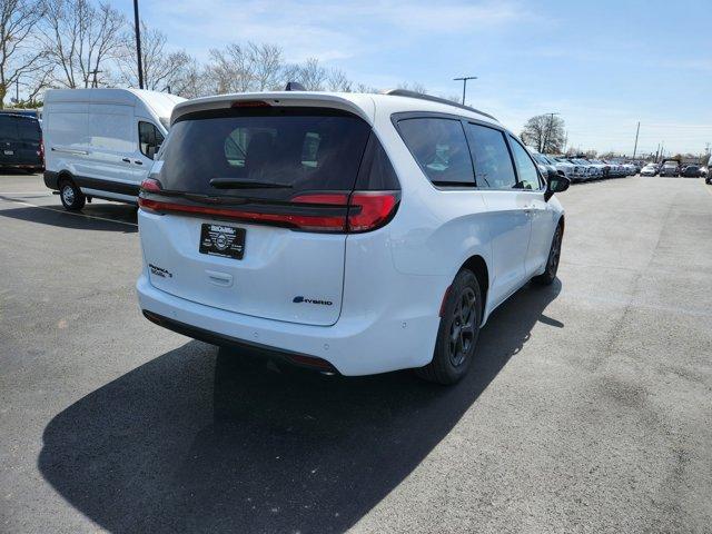 new 2024 Chrysler Pacifica Hybrid car, priced at $54,687