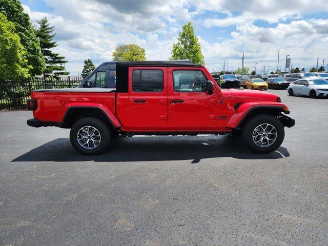 new 2024 Jeep Gladiator car, priced at $43,588