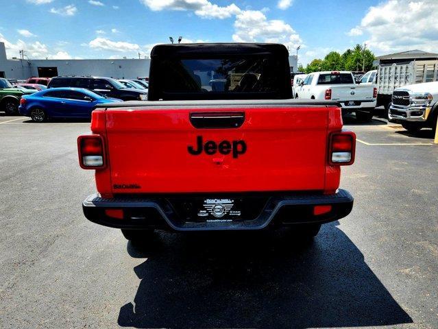 new 2024 Jeep Gladiator car, priced at $41,452