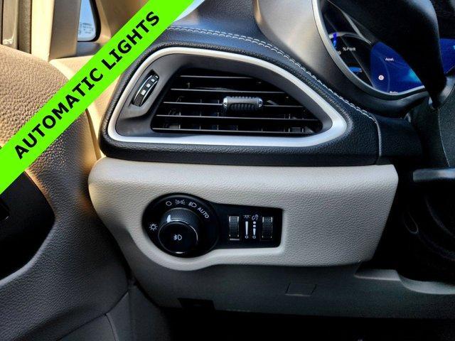 used 2022 Chrysler Pacifica Hybrid car, priced at $26,830