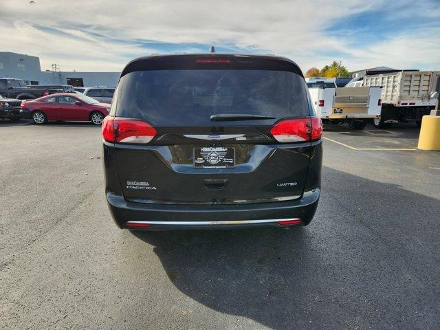 used 2019 Chrysler Pacifica car, priced at $21,171