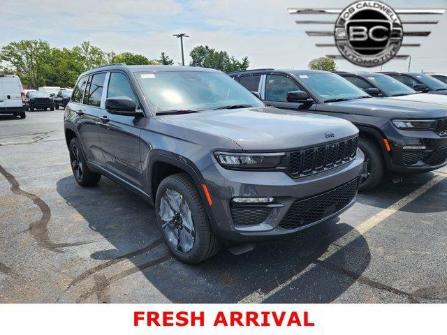 new 2025 Jeep Grand Cherokee car, priced at $49,748