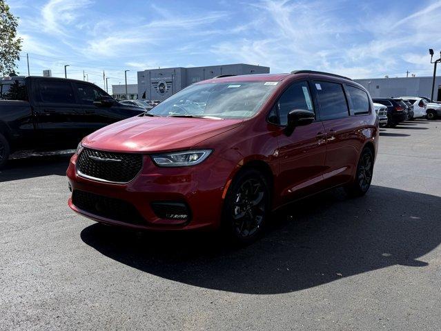 new 2026 Chrysler Pacifica car