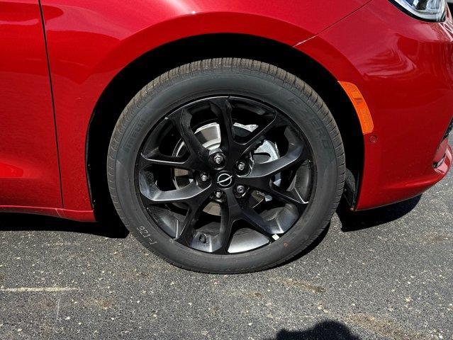 new 2026 Chrysler Pacifica car