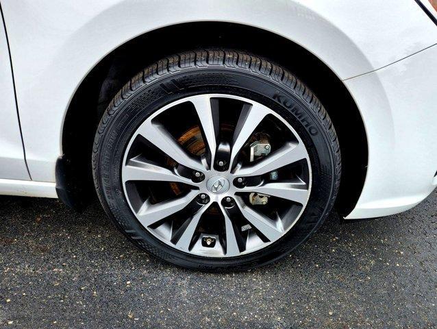 used 2020 Hyundai Elantra GT car, priced at $14,374