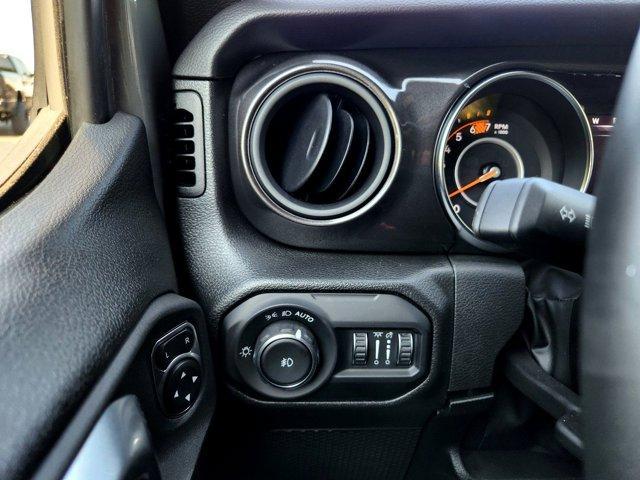used 2022 Jeep Wrangler Unlimited car, priced at $35,524