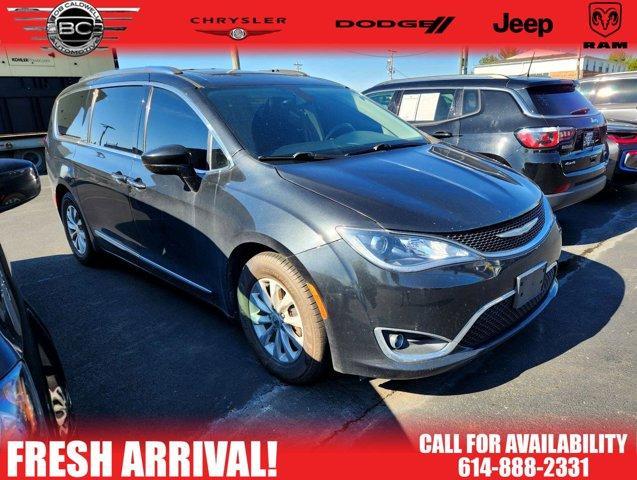 used 2018 Chrysler Pacifica car, priced at $15,234