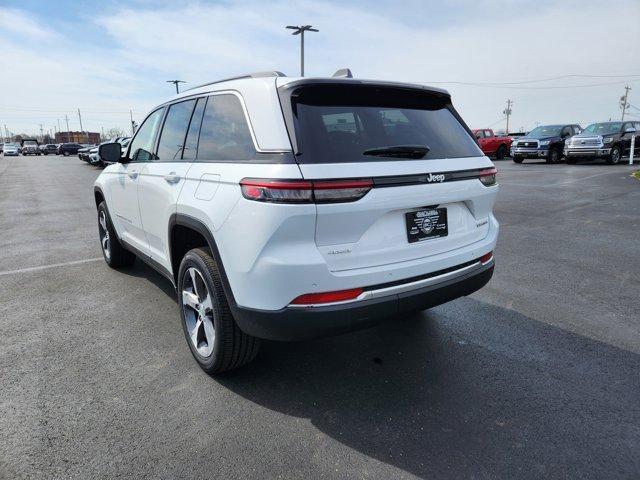 new 2024 Jeep Grand Cherokee car, priced at $49,800