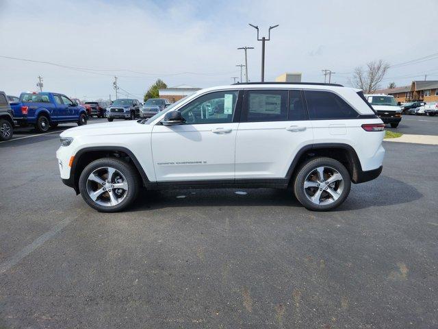 new 2024 Jeep Grand Cherokee car, priced at $49,800