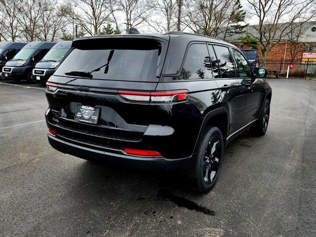 new 2025 Jeep Grand Cherokee car, priced at $43,538