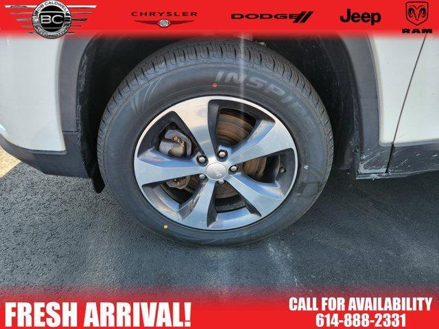 used 2019 Jeep Cherokee car, priced at $19,445