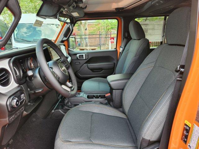 new 2025 Jeep Wrangler car, priced at $51,665
