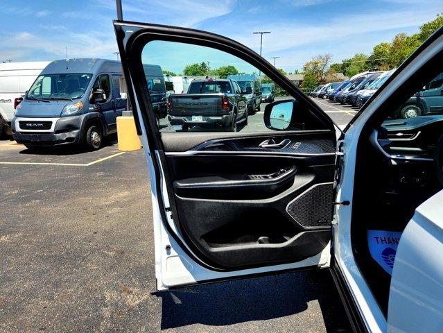 used 2022 Jeep Grand Cherokee 4xe car, priced at $33,724