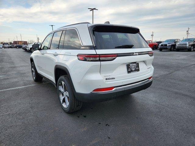 new 2024 Jeep Grand Cherokee car, priced at $49,800