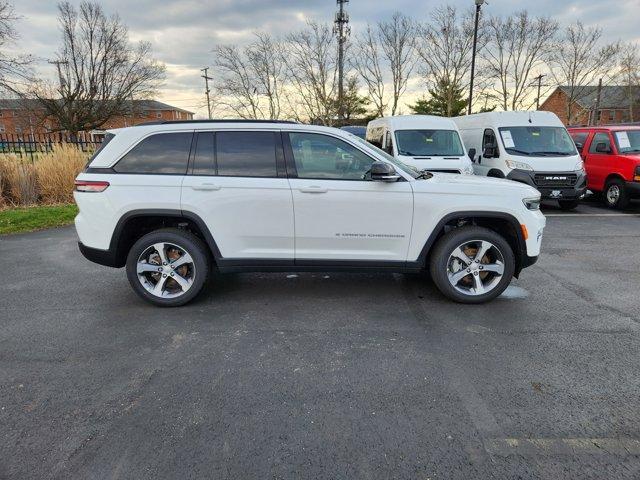 new 2024 Jeep Grand Cherokee car, priced at $49,800