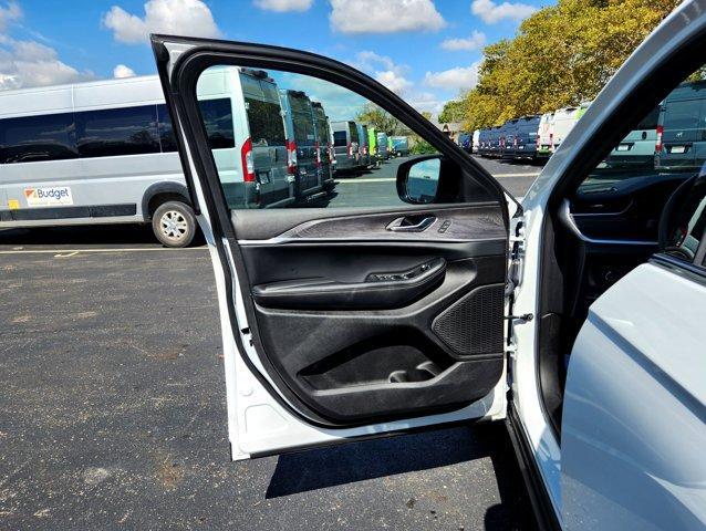 used 2024 Jeep Grand Cherokee L car, priced at $35,823