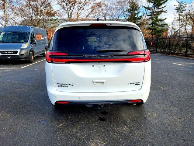 new 2023 Chrysler Pacifica car, priced at $47,599