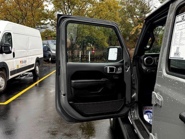 used 2022 Jeep Wrangler Unlimited car, priced at $28,640