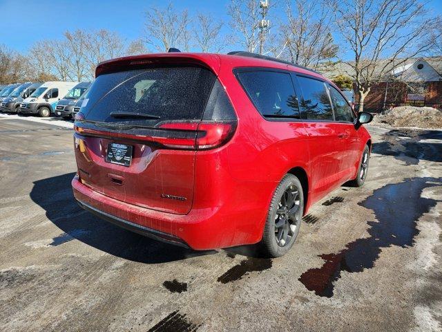 new 2025 Chrysler Pacifica car, priced at $46,584