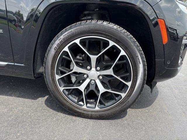 used 2023 Jeep Grand Cherokee car, priced at $43,599