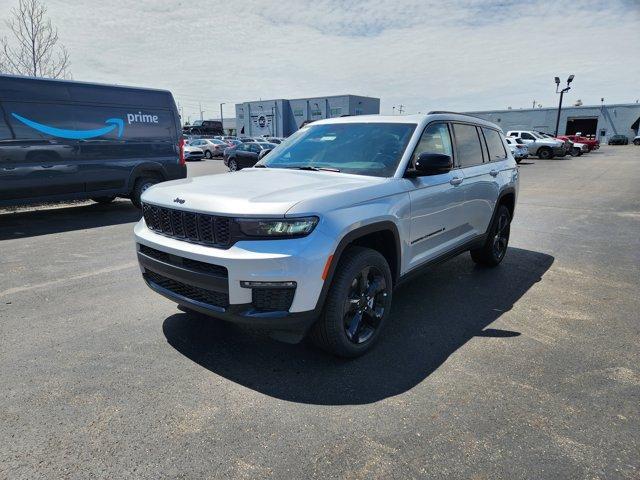new 2025 Jeep Grand Cherokee L car, priced at $54,333