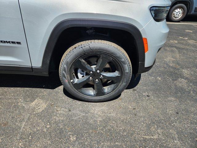 new 2025 Jeep Grand Cherokee L car, priced at $54,333