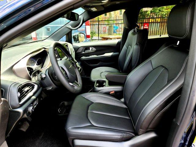 new 2025 Chrysler Pacifica car, priced at $51,108