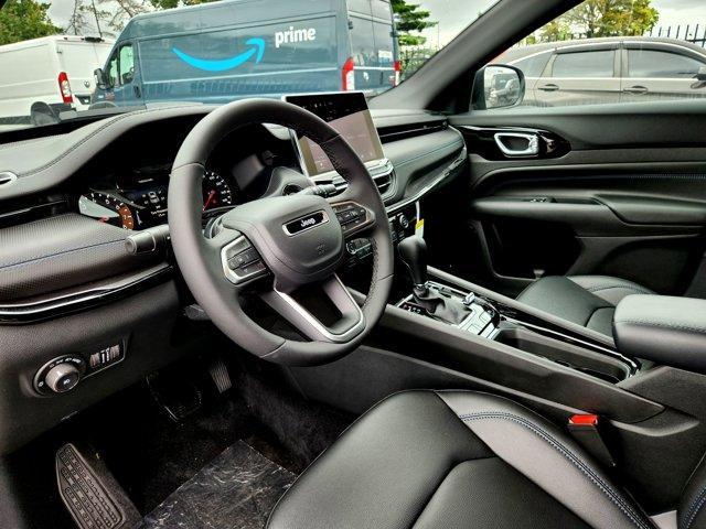 new 2025 Jeep Compass car, priced at $34,897