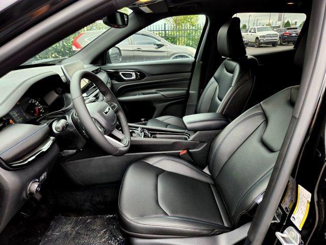 new 2025 Jeep Compass car, priced at $34,897