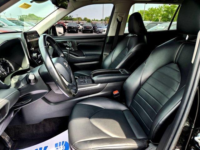 used 2023 Toyota Highlander car, priced at $39,649