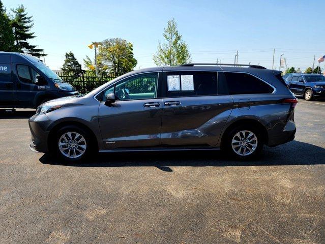 used 2021 Toyota Sienna car, priced at $36,024