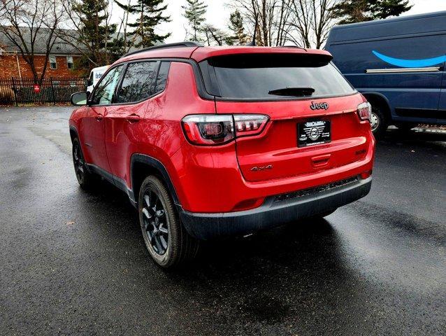 new 2025 Jeep Compass car, priced at $30,090