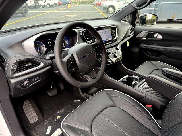 new 2026 Chrysler Pacifica car