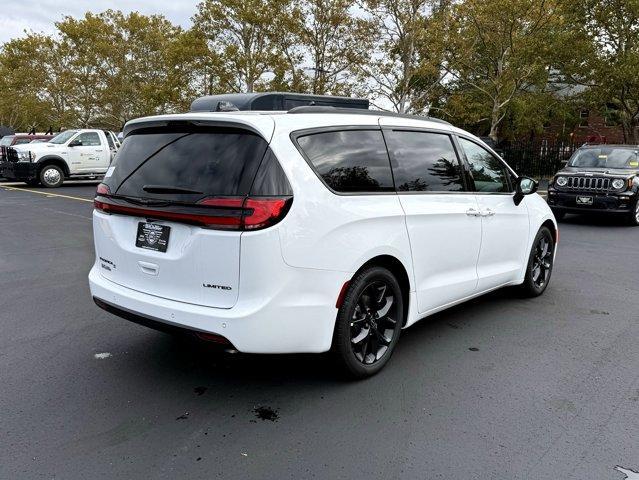 new 2026 Chrysler Pacifica car