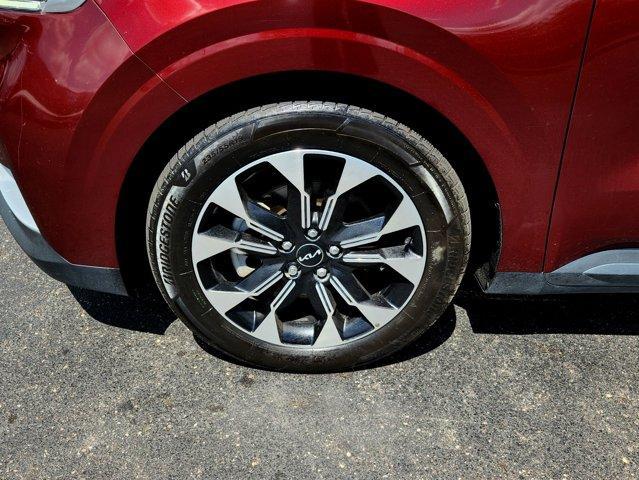 used 2022 Kia Carnival car, priced at $21,086
