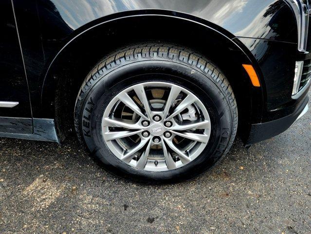 used 2022 Cadillac XT5 car, priced at $34,727