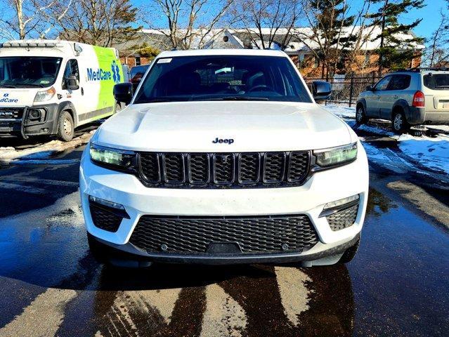 new 2025 Jeep Grand Cherokee car, priced at $50,808