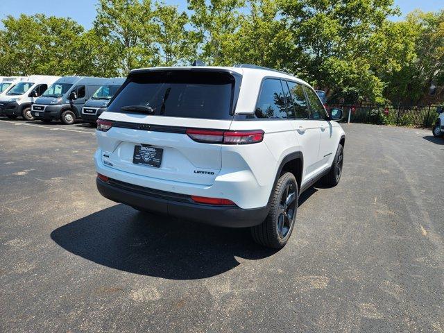 new 2025 Jeep Grand Cherokee car, priced at $50,611