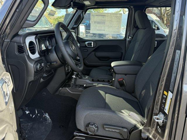 new 2026 Jeep Gladiator car, priced at $58,140