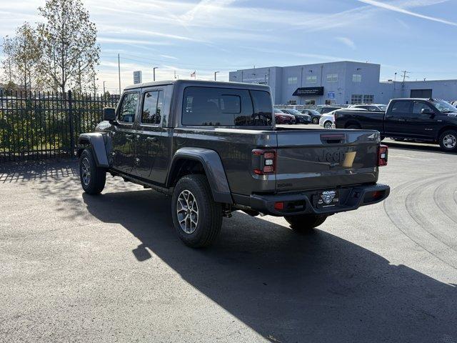 new 2026 Jeep Gladiator car, priced at $58,140