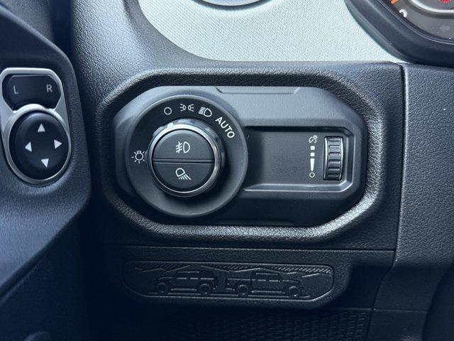 new 2026 Jeep Gladiator car, priced at $58,140