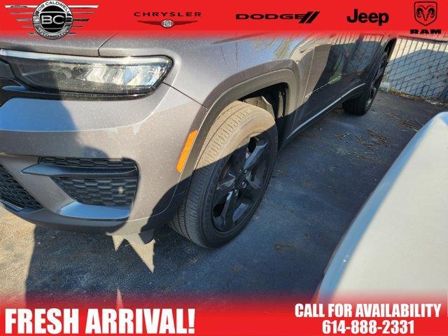 used 2023 Jeep Grand Cherokee car, priced at $33,872