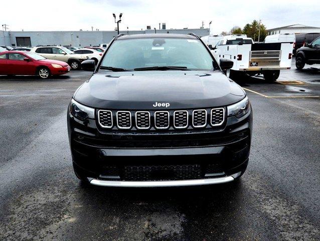 new 2025 Jeep Compass car, priced at $38,074