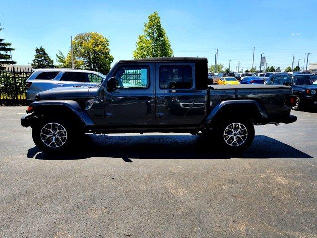 new 2024 Jeep Gladiator car, priced at $43,388