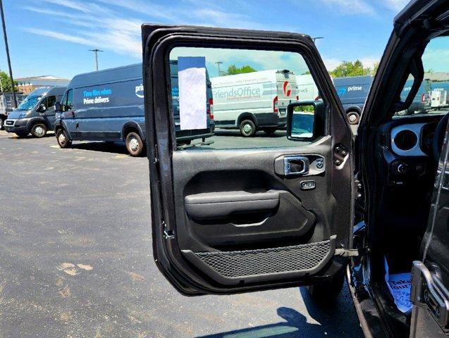 new 2024 Jeep Gladiator car, priced at $43,388