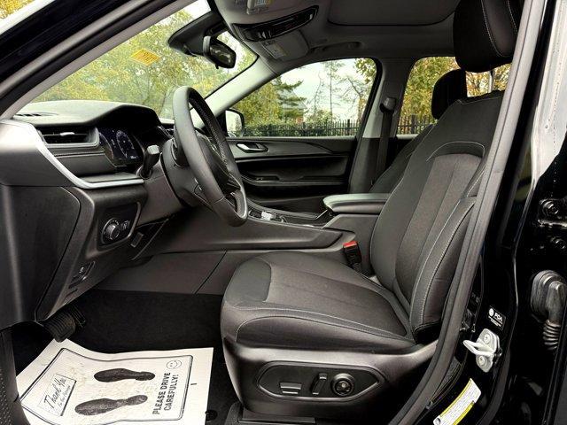 used 2024 Jeep Grand Cherokee car, priced at $30,893